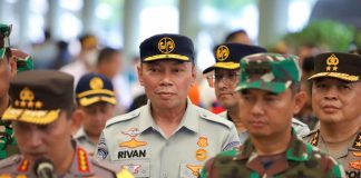 Tinjau Stasiun Pasar Senen Dirut JR Bersama Menhub dan Kapolri Pantau Arus Mudik