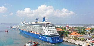 Wow… Benoa Disandari Kapal Pesiar Super Jumbo Celebrity Solstice