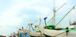 Kegiatan Kapal Rakyat Pelabuhan Kalimas Masih Tumbuh Segar