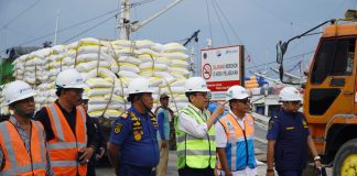 Kemenko Marves Bersama PIANC Lakukan Kunjungan Ke Pelabuhan Gresik