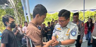 Jasa Raharja dan Korlantas Polri Beri Bantuan Alat Bantu Disabilitas Korban Laka Lantas