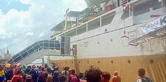 Pelindo Sediakan Fasilitas Mobile Gangway di Pelabuhan Tanjung Perak Pelindo Sediakan Fasilitas Mobile Gangway di Pelabuhan Tanjung Perak