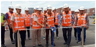 Dongkrak Rapor Stranas PK, Karantina Jatim Luncurkan Area Layanan Lini Satu Pelabuhan Tanjung Perak Dongkrak Rapor Stranas PK, Karantina Jatim Luncurkan Area Layanan Lini Satu Pelabuhan Tanjung Perak