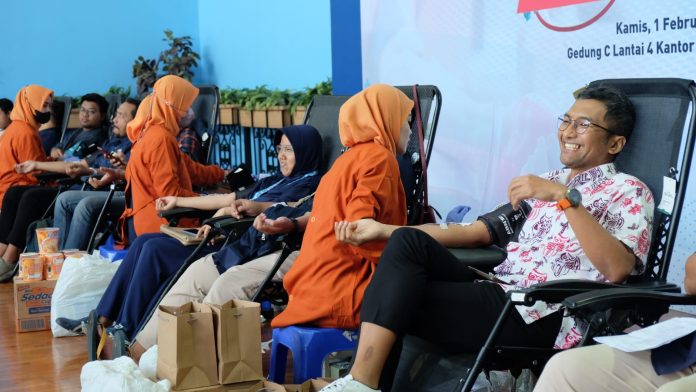 Pelindo regional 3 donor darah Peringati Bulan K3 Nasional Pelindo Regional 3 Sumbang PMI 171 Kantong Darah