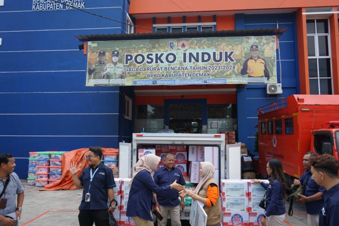 Pelindo Bantu 8170  jiwa pengungsi Korban Banjir Demak dan Kudus