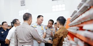 Jasa Raharja: Samsat Leuwipanjang Bisa Jadi Percontohan Perpanjangan STNK Drivethru 15 Menit Jasa Raharja: Samsat Leuwipanjang Bisa Jadi Percontohan Perpanjangan STNK Drivethru 15 Menit