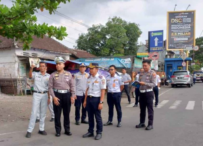 Cek Lokasi Black Spot dan Trouble Spot Jadi Langkah Strategis Pencegahan Kecelakaan di Jember