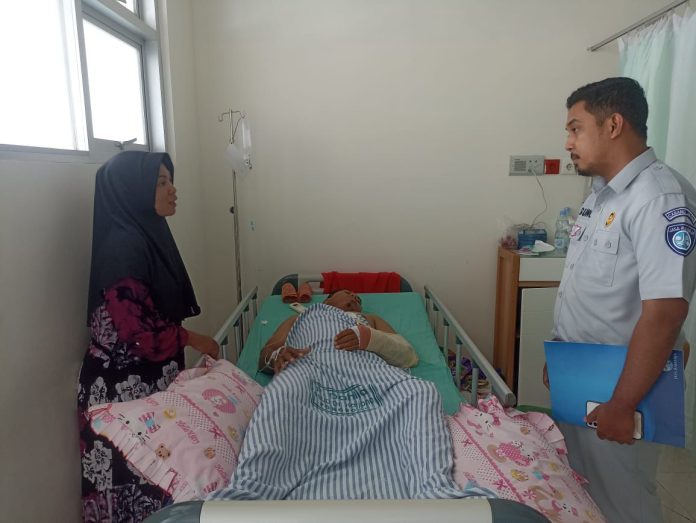 Berikan Empati, Jasa Raharja Ponorogo Rutin Kunjungi Korban Laka Lantas di Rumah Sakit