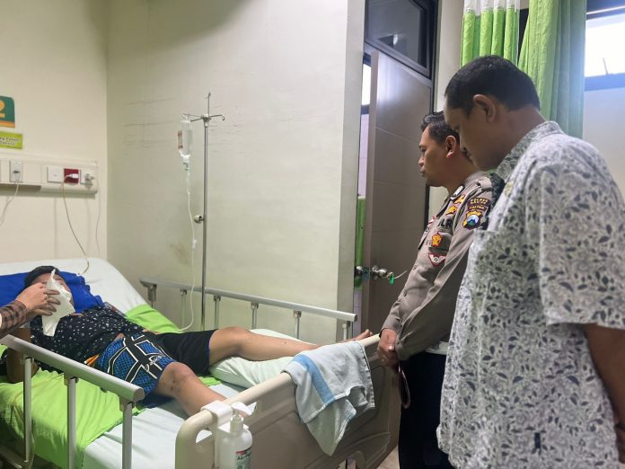 Petygas Jasa Raharja saat wawancarai saksi korban Kepastian Kasus Kecelakaan Jasa Raharja Gali Kebenaran Dari Saksi Korban