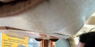 Jelang Idul Fitri 1445 H, Jasa Raharja Kediri Gas Aksi Tempel Stiker Imbauan Keselamatan Kepada Perusahaan Otobus Jelang Idul Fitri 1445 H, Jasa Raharja Kediri Gas Aksi Tempel Stiker Imbauan Keselamatan Kepada Perusahaan Otobus