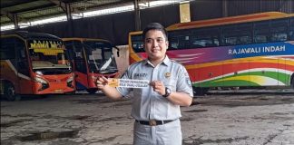 Jasa Raharja Gelar Aksi Simpatik di PO. Rajawali Berkat Anugerah Jasa Raharja Gelar Aksi Simpatik di PO. Rajawali Berkat Anugerah