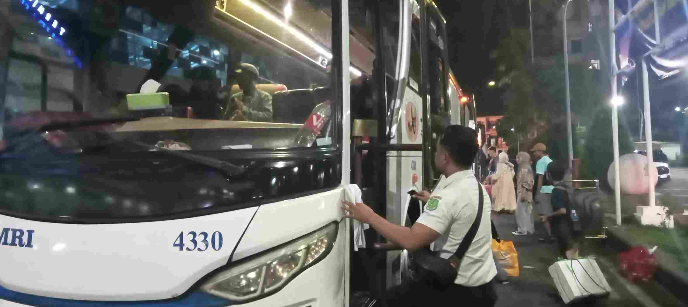 KN. Bimasakti Utama Boyong 224 Penumpang Mudik Gratis Ke Masalembu