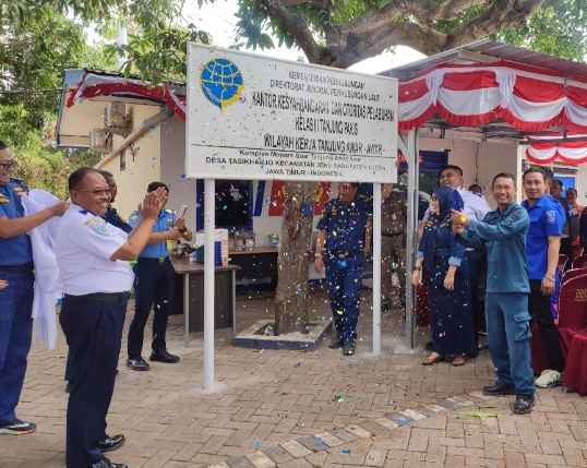 Capt. Subuh Resmikan Kantor Wilker Tanjung Awar Awar Capt. Subuh Resmikan Kantor Wilker Tanjung Awar Awar