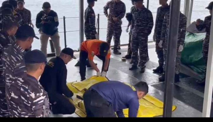 Satu Lagi Jenazah Korban KMP Tunu Pratama Jaya Diketemukan Tim SAR Gabungan