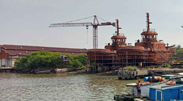Dua  Direktur BUMN Resmi Ditahan Dalam Kasus Korupsi Pengadaan Tug Boat