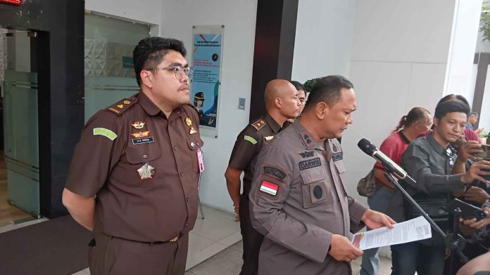 Kejari Tanjung Perak Rilis 6 Tersangka Kasus Pengerukan PT APBS