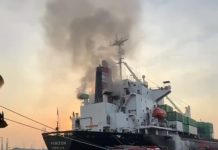 KM Verizon Milik PT SPIL Terbakar di Berlian Tanjung Perak Jelang Akhir Tahun 2025 KM Verizon Milik PT SPIL Terbakar di Berlian Tanjung Perak Jelang Akhir Tahun 2025