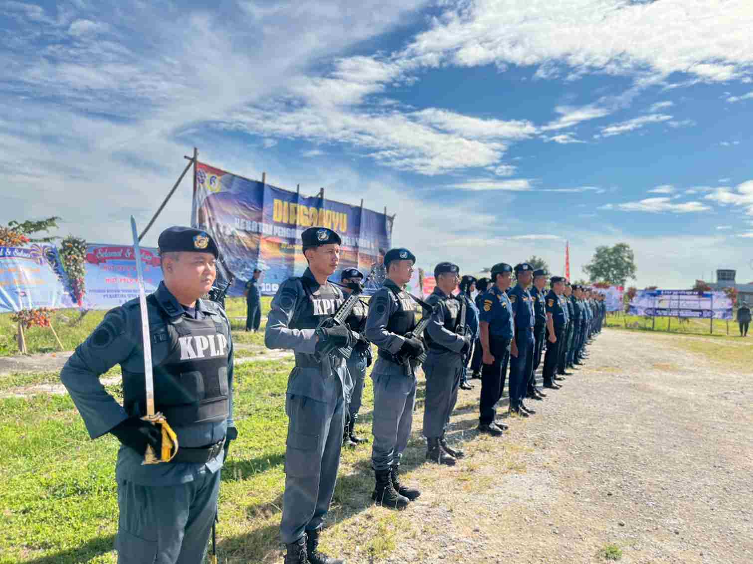 Pangkalan PLP Kelas II Tanjung Perak Gelar Apel Peringatan HUT KPLP – 53 dan PPLP - 38