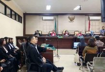 JPU Minta Hakim Tolak Eksepsi Terdakwa Kasus Proyek pemeliharaan kolam Pelabuhan Tanjung Perak JPU Minta Hakim Tolak Eksepsi Terdakwa Kasus Proyek pemeliharaan kolam Pelabuhan Tanjung Perak