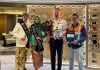 MV Vista Sandar Perdana di Tanjung Perak Bawa Ribuan Wisman Kenalkan Surabaya MV Vista Sandar Perdana di Tanjung Perak Bawa Ribuan Wisman Kenalkan Surabaya