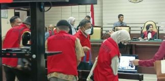 Eksepsi Ditolak Enam Terdakwa Korupsi Pengerukan Pelabuhan Tanjung Perak Naik Tahap Pembuktian Eksepsi Ditolak Enam Terdakwa Korupsi Pengerukan Pelabuhan Tanjung Perak Naik Tahap Pembuktian