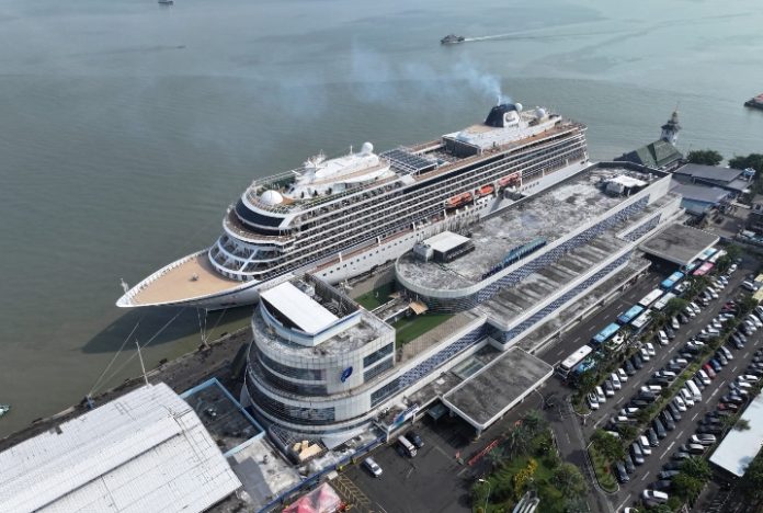 Viking Orion Kembali Singgahi Tanjung Perak Wisman Minati Surabaya Viking Orion Kembali Singgahi Tanjung Perak Wisman Minati Surabaya