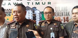 Kejaksaan se-Jatim Ambil Bagian Tingkatkan PNBP Lewat Lelang Barang Rampasan Negara Kejaksaan se-Jatim Ambil Bagian Tingkatkan PNBP Lewat Lelang Barang Rampasan Negara