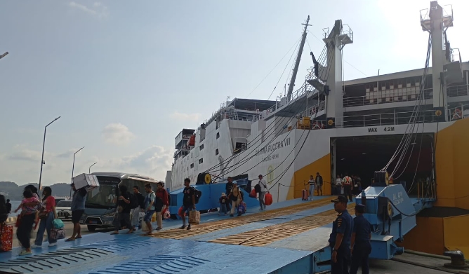Pelindo Normalisasi Percepat Pemulihan Pelabuhan Maumere Pelindo Normalisasi Percepat Pemulihan Pelabuhan Maumere