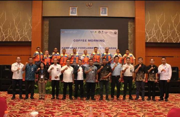 KSOP SAMPIT AJAK KOMITMEN TIDAK ADA KOMPROMI UNTUK KESELAMATAN PELAYARAN KSOP SAMPIT AJAK KOMITMEN TIDAK ADA KOMPROMI UNTUK KESELAMATAN PELAYARAN