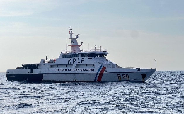 DILENGKAPI TIM SCUBA PANGKALAN PLP TANJUNG PERAK KIRIM KNP GRANTIN P 211 DALAM PENCARIAN LANJUTAN KORBAN KM VIRGO TRANSPORT 8 DILENGKAPI TIM SCUBA PANGKALAN PLP TANJUNG PERAK KIRIM KNP GRANTIN P 211 DALAM PENCARIAN LANJUTAN KORBAN KM VIRGO TRANSPORT 8